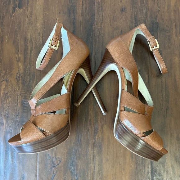 NWOB MICHAEL MICHAEL KORS Strappy Ankle Strap Stiletto Pump Heels #ST14J - Picture 5 of 10